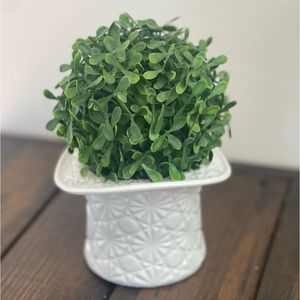 Vintage Milk Glass Daisy Button Top Hat Vase